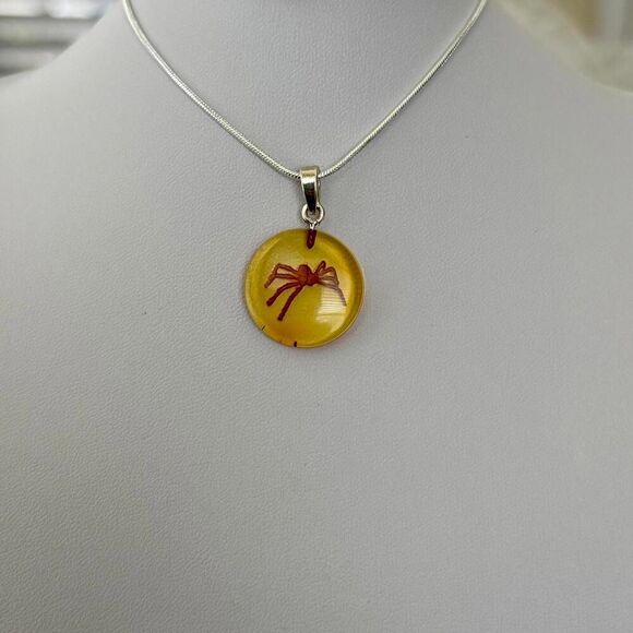 Natural Baltic Amber Spider Etched Pendant Necklace Sterling - Picture 2 of 4